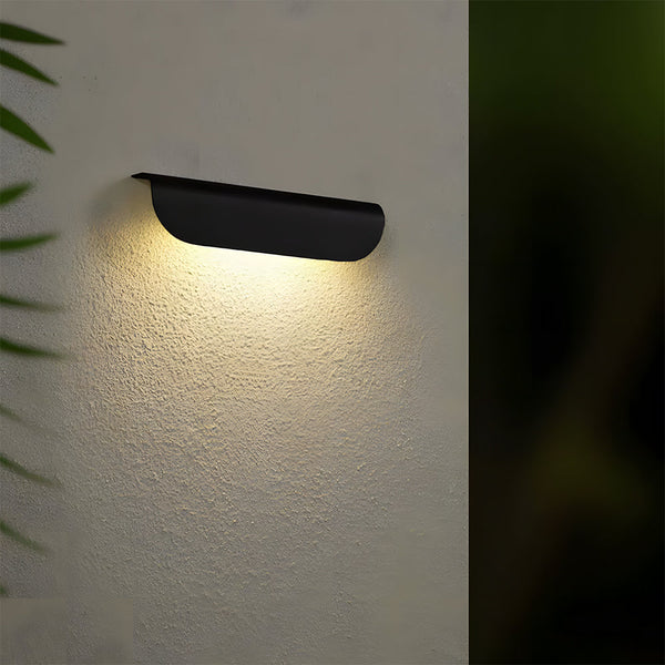 Minimalist Arc LED Waterproof Outdoor Wall Lamp