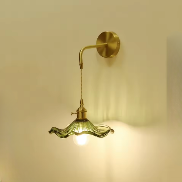 Litora Vintage Ribbed Glass Wall Sconce - Brass &